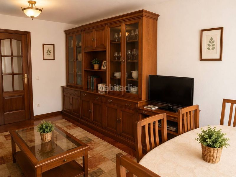 Foto 45b26b59-9d98-4f68-b778-5cfb5d10ca53. Pis amb aparcament a Miño