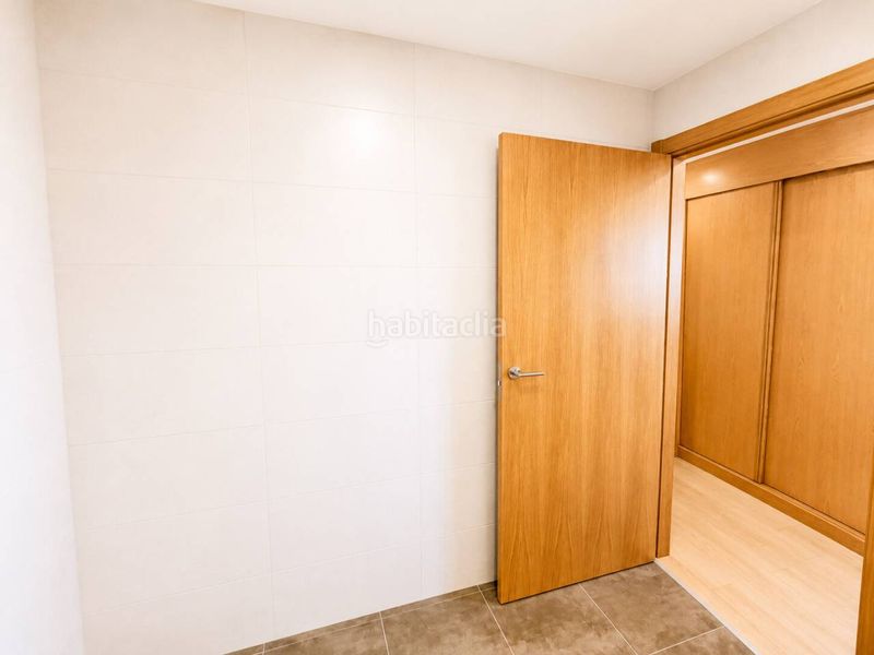 Foto 40b94c7b-f92e-49be-8f1e-e24d50801ac5. Pis amb calefacció aparcament a O Milladoiro Ames