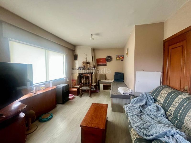 Foto 06588289-e381-40c1-99e6-2488691f0a41. Casa amb aparcament a Cambre