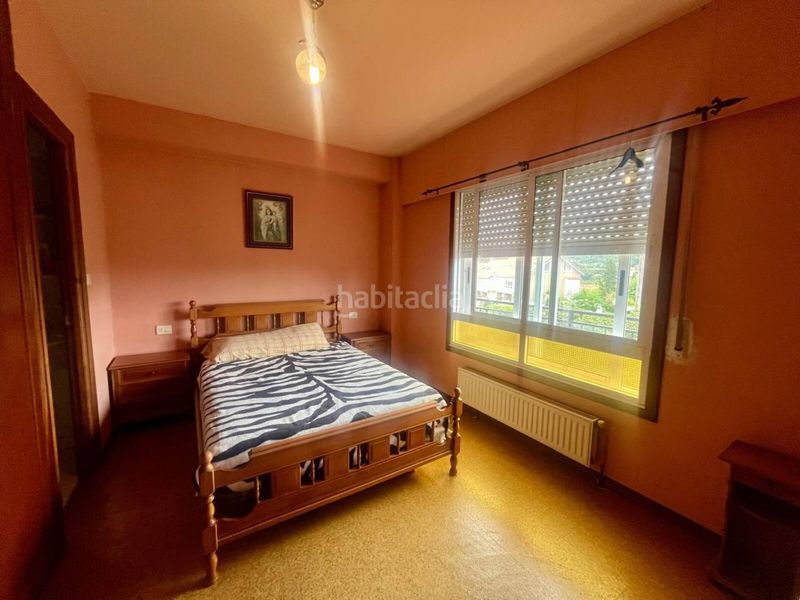 Foto 4f579248-95bb-423f-b4bf-b45dd359d4d1. Casa amb aparcament a Cambre