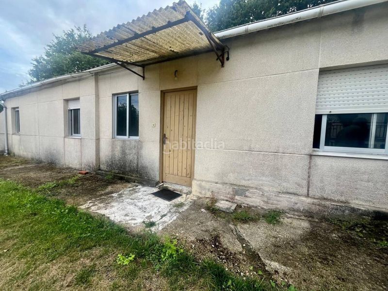 Foto 67fd4878-dee8-446d-a65c-b069e35d9906. Casa amb aparcament a Cambre