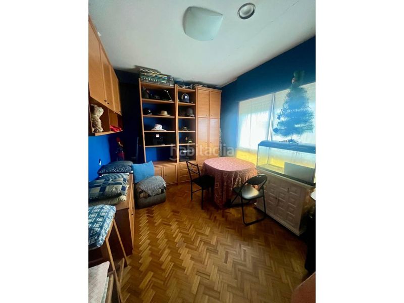 Foto b9a8bf1b-8ad7-4ed1-9f52-67c9d6d47a77. Casa amb aparcament a Cambre