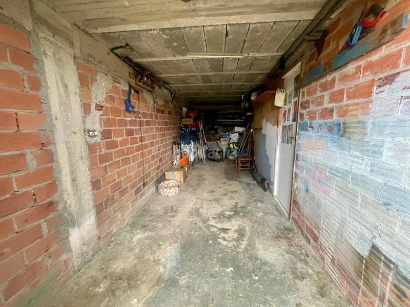 Foto ce53fe7b-e1bf-42c2-9f6a-47b75c768f67. Casa amb aparcament a Cambre