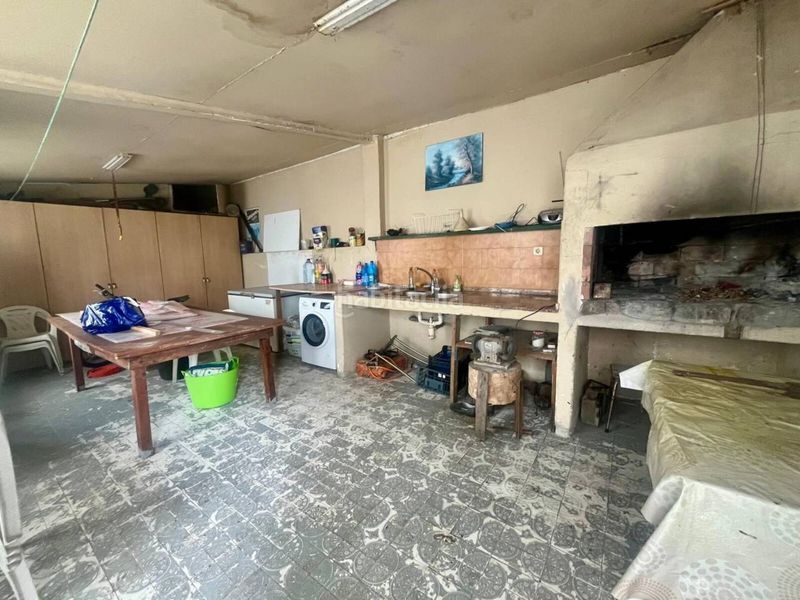 Foto ec0b4b5a-5cbd-4bee-bb4f-26e01f02ce8d. Casa amb aparcament a Cambre