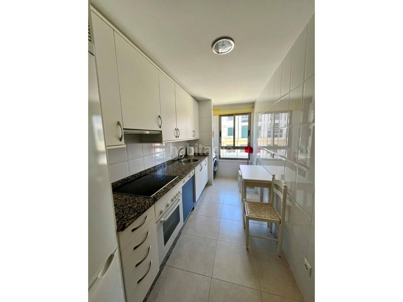 Foto 1f5ac72a-b245-4eab-a3ce-5ccf98e54415. Rent flat with parking in Miño