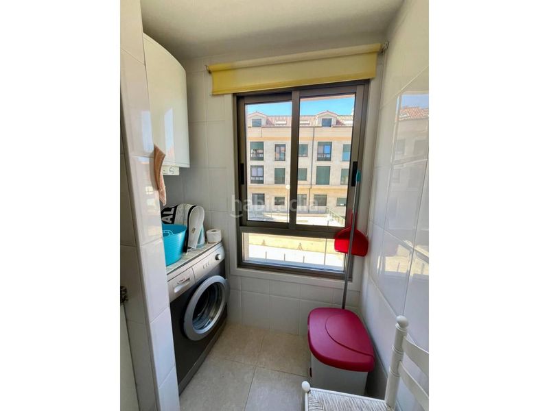 Foto 4d43281e-7946-48eb-a2cb-9898b0bf699f. Rent flat with parking in Miño