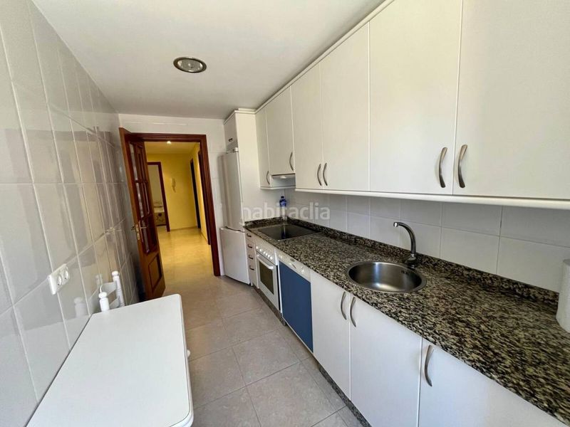 Foto 97445415-8c3c-42d0-bcd6-33b4c3577f18. Rent flat with parking in Miño