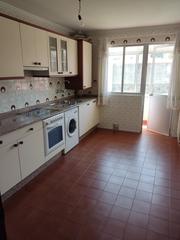 Appartement à Mugardos. Piso con terraza