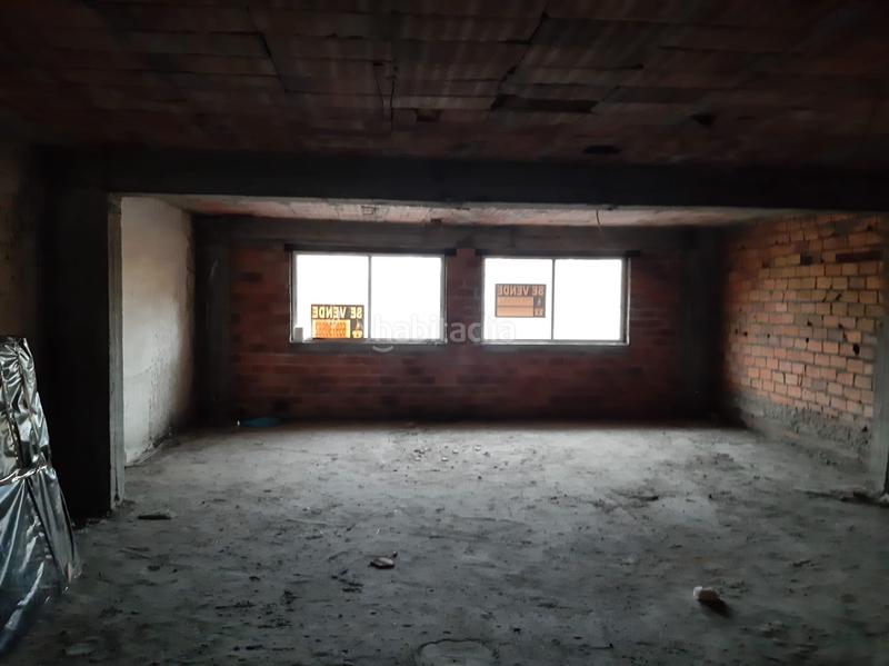 Foto 4482d2be-d328-4609-8a2b-a9bc8fd7ac3c. Local comercial entreplanta en Porta Nova Ferrol