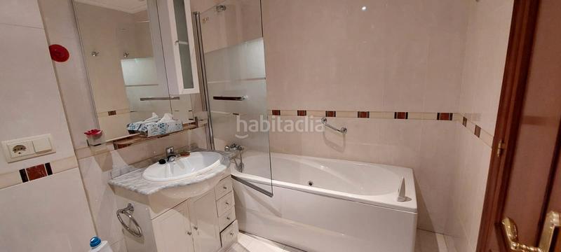 Foto ce09342b-a176-4cc4-90c2-7ceee9f1f6e7. Dúplex duplex con terraza en A Gándara Narón