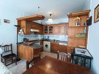 Appartement à Ares. Piso cerca de la playa