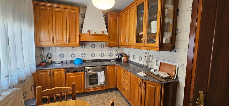 Foto 0806ef6e-1703-480c-b69f-c9b686b53d0f. Casa a Caranza Ferrol