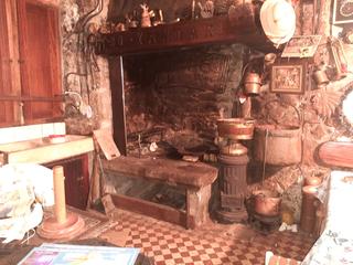 Mas à A Malata - Catabois - Ciudad Jardín. Casa con finca para reformar