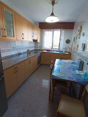 Affitto Appartamento in A Gándara. Piso con ascensor