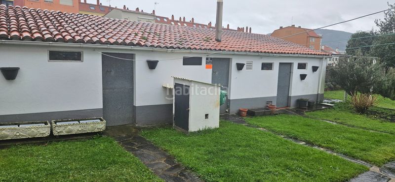 Foto 0eeb7c08-e571-4074-a8de-6bb6386a8ea4. Casa aparellada a O Feal - Xubia Narón