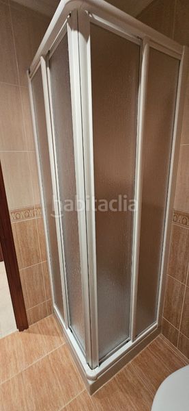 Foto 3261588f-18bc-4c0c-a763-0282fe088338. Casa aparellada a O Feal - Xubia Narón