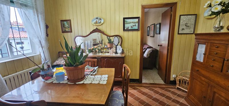 Foto 85b8d321-db92-4665-a160-818dc4ae8471. Casa aparellada a O Feal - Xubia Narón