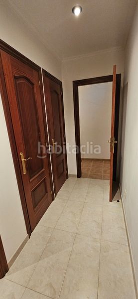 Foto ac6e378f-c456-41b0-a05e-4fe0f171c3af. Casa aparellada a O Feal - Xubia Narón