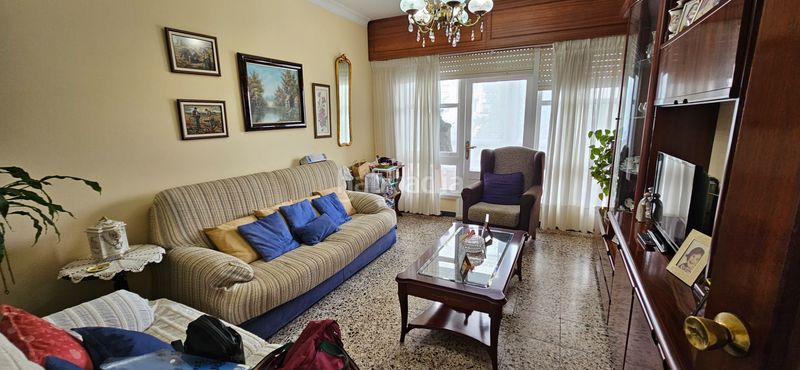 Foto bd8527f1-d704-44ec-b118-6733dd1ff470. Pis a Caranza Ferrol