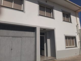 Affitto Casa in A Malata - Catabois - Ciudad Jardín. Casa con patio