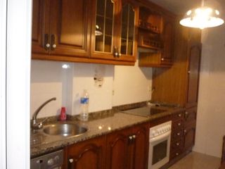 Location Appartement à A Gándara. Piso con terraza