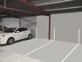 Autoparkplatz in Neda