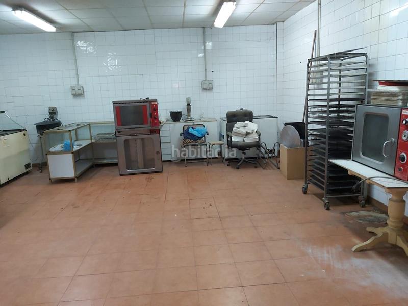 Foto bb2832c3-6211-4b80-989d-e3271bd38c34. Local commercial dans Alto del Castaño Narón