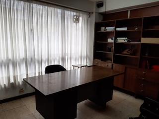 Business premise in Centro