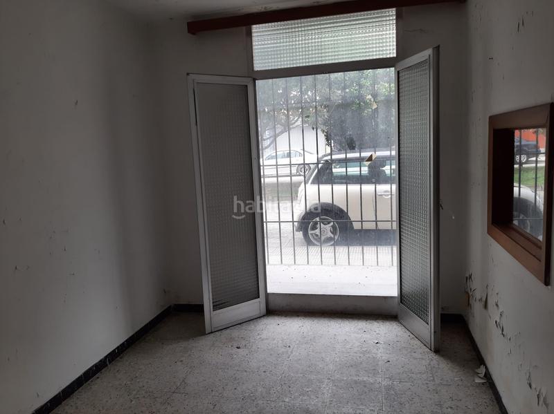 Foto 4cd9ddc4-addc-437b-8bc7-fcce31d59abc. Local comercial en Alto del Castaño Narón