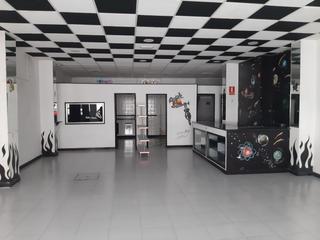 Lloguer Local Comercial a A Gándara. Se alquila local