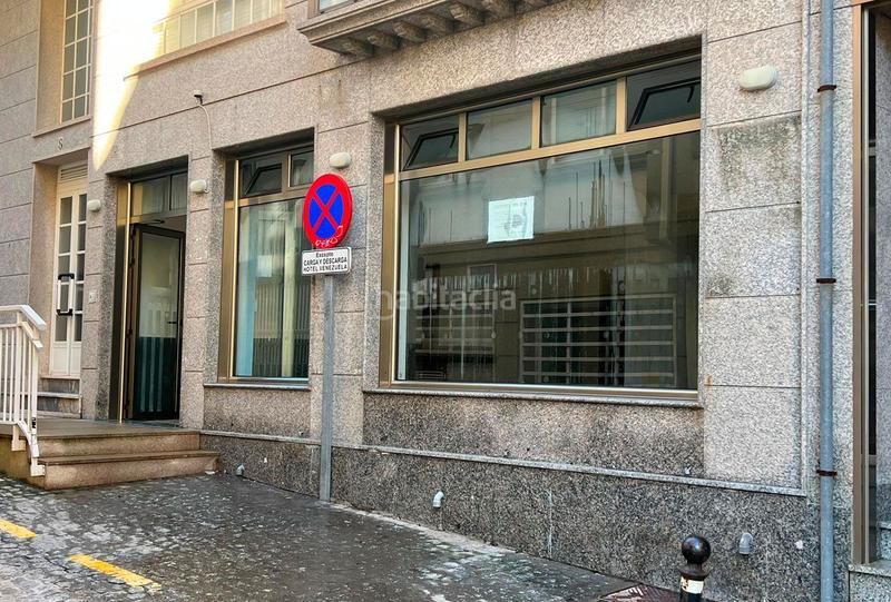 Foto e36636db-8545-484e-9699-d69b6ab2307a. Locale commerciale con riscaldamento in Sanxenxo pueblo Sanxenxo