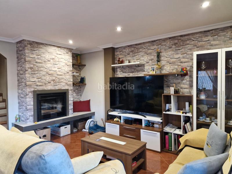 Foto ecfd971f-517c-48ef-9bd5-ba0706180786. Chalet  de 390 m/2, bordóns , parcela 420 en Sanxenxo