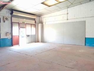 Nau industrial a Zona Industrial. Gran oportunidad de inversión en arganda del rey!