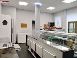 Lloguer Local Comercial a Centro. Traspaso asador de pollos en arganda del rey