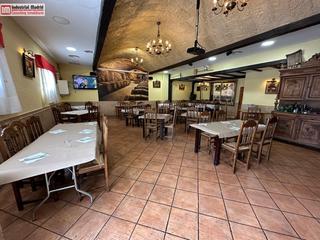 Nave industrial en Zona Industrial. Restaurante en venta arganda del rey