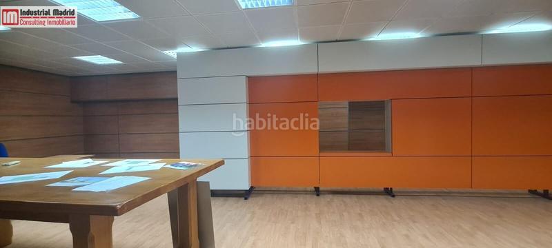 Foto df828e0a-e6b7-4b39-9b92-b5c7876d3508. Capannone industriale in Las Castañeras - Bulevar Arroyomolinos