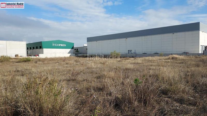 Foto d9c6a143-41d4-44a0-bf37-2bb63d50f054. Solar industrial industrial madrid presenta este terreno . en Getafe
