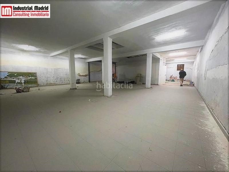 Foto ff5bc8d4-e1cc-41d6-b233-a1deee72935c. Local comercial nave industrial en venta en en San Diego Madrid