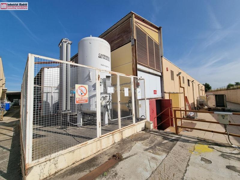 Foto 16f6b050-06a7-45e8-acae-400aec1ae4e4. Lloguer nau industrial a Arganda del Rey