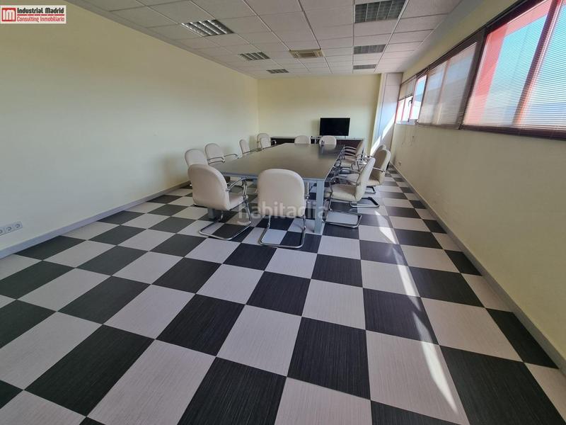 Foto 30006eec-a94f-4611-be99-935509b2cfb4. Lloguer nau industrial a Arganda del Rey