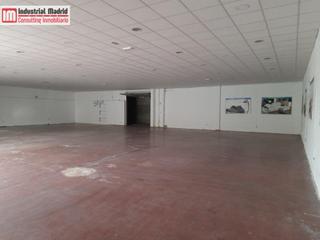 Nave industrial en Zona Industrial. Venta y alquiler de nave industrialcomercial en arganda del rey.