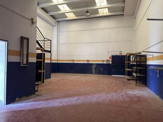 Nave industrial en Calle TUNGSTENO