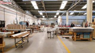 Fabrikhalle in Mejorada del Campo. Industrial madrid presenta esta gran nave en venta.