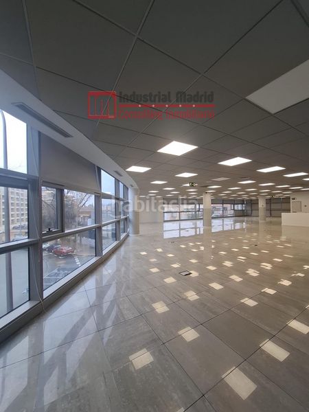 Foto 01810a47-4fe6-4376-b623-a809b8f0afc0. Lloguer edifici a Simancas Madrid