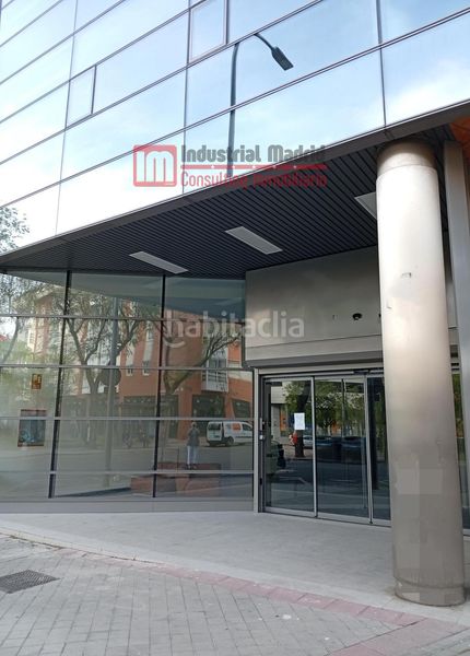 Foto 7f350fde-859d-4ab4-a4d4-2d877e0782a5. Lloguer edifici a Simancas Madrid