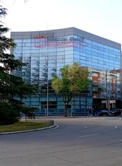 Miete Gebäude in Simancas. Edificio exclusivo en alquiler en excelente zona de madrid