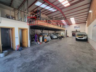 Nave industrial en Zona Industrial