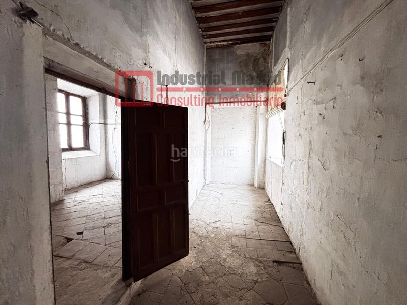Foto d265c5b2-9bde-45cb-9093-c2228ed8a674. Edificio in Centro Arganda del Rey