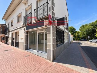 Lloguer Local Comercial a Casco Histórico. Traspaso de negocio en funcionamiento