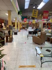 Nave industrial en Estación. Venta de nave comercial en coslada